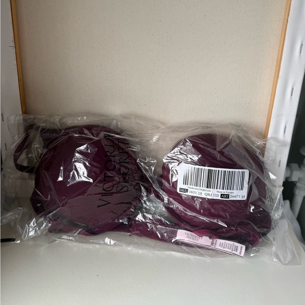 Victoria's Secret Plum Push Up T-Shirt Bra 32D